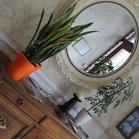 Le Jacquemart Hotell 3*