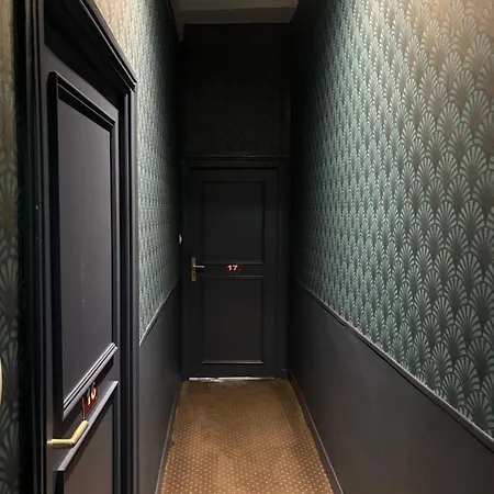 Le Jacquemart Hotel